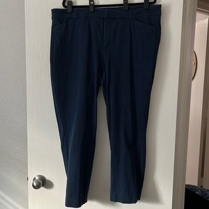 Old Navy, high-rise pixie pants size 18